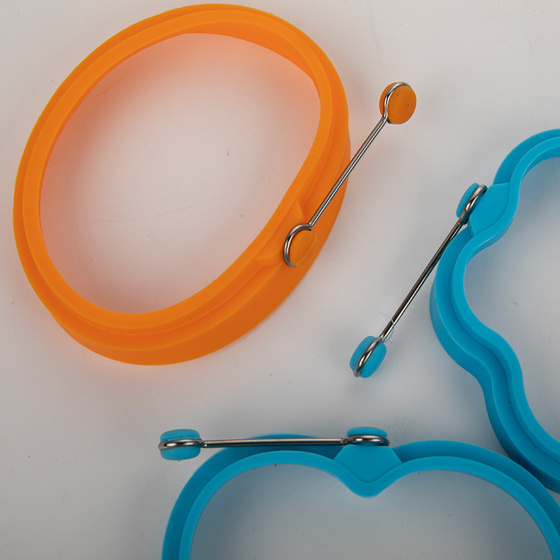 Cuiseur à vapeur en silicone
