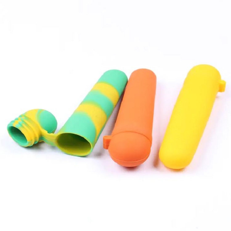 Un bac à glaçons en silicone est un accessoire de cuisine utile et polyvalent